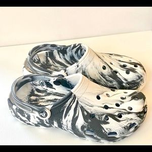 Crocs Classic Clog NWOT- Marbled Black and White  -Women's size 9, Men's size 7